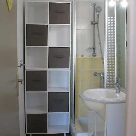 Appartement Agreable T2 Au Calme *